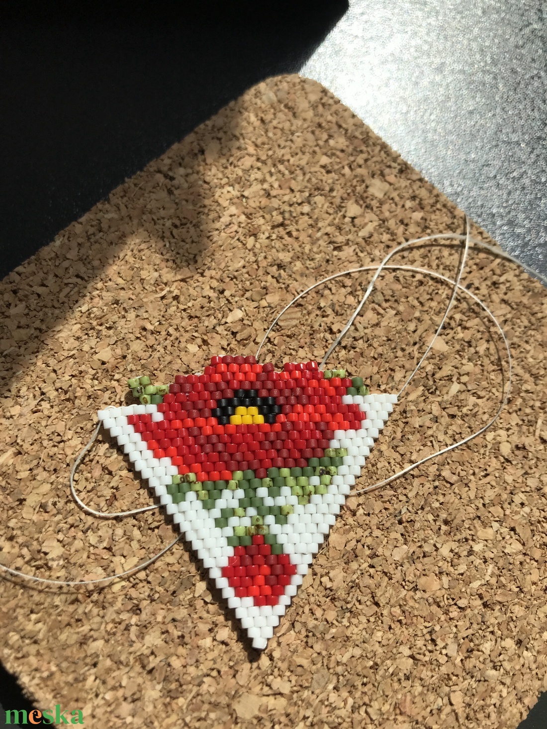 Pipacs mintás peyote medál - ékszer - nyaklánc - medálos nyaklánc - Meska.hu