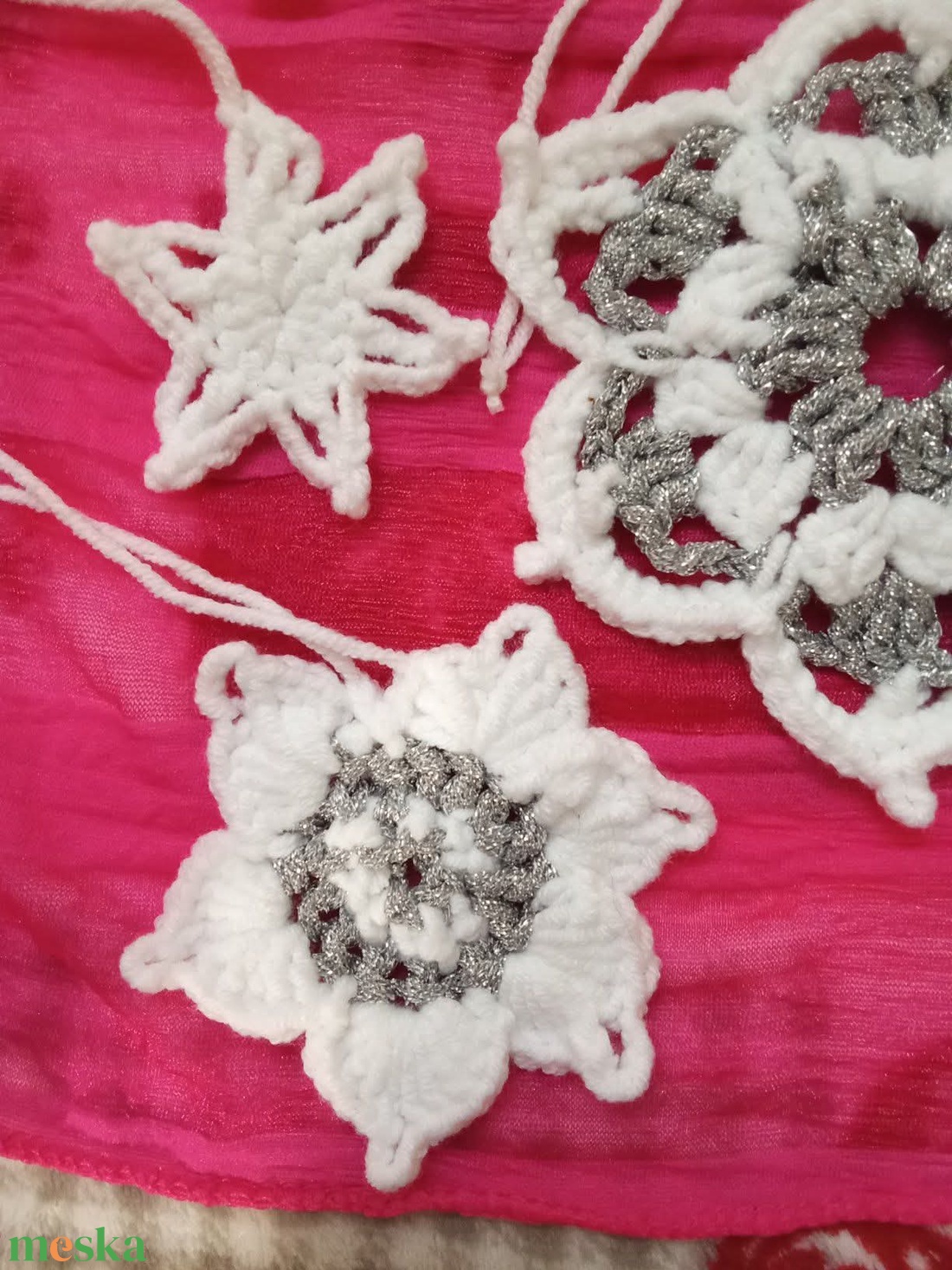 Karácsonyi hópehely dîszek - karácsony - karácsonyi lakásdekoráció - karácsonyfadíszek - Meska.hu