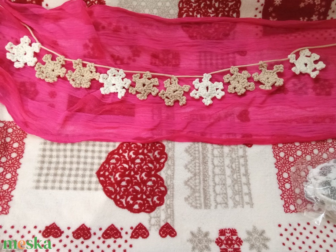 Karácsonyi girland - karácsony - karácsonyi lakásdekoráció - karácsonyfadíszek - Meska.hu