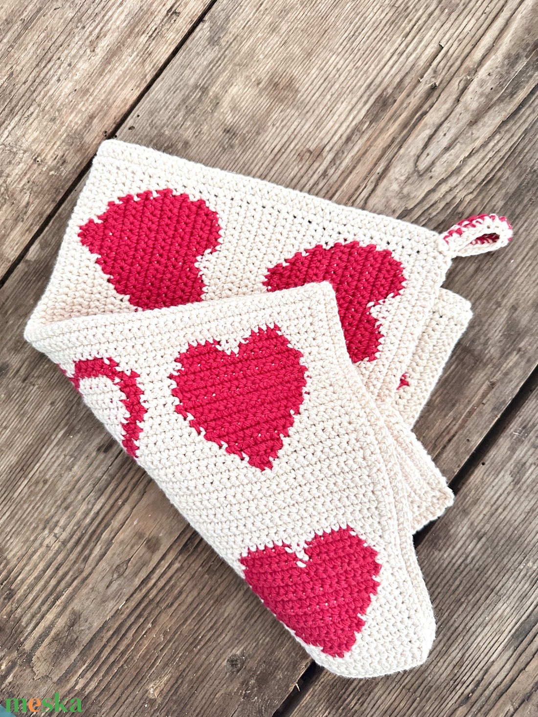Szíves horgolt kéztörlő - otthon & életmód - fürdőszoba - törölköző - Meska.hu