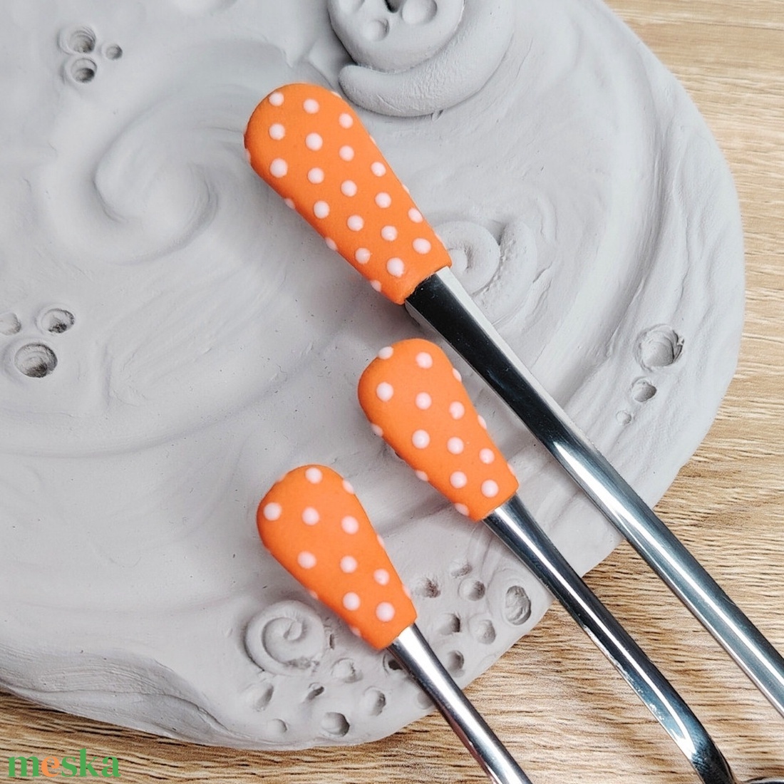 Narancssárga-fehér pöttyös kiegészítő kanálkészlet - 3 darabos szett - otthon & életmód - konyhafelszerelés, tálalás - tálalás - kanál & villa - Meska.hu