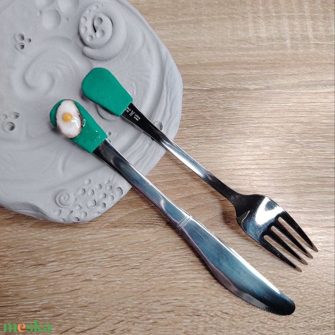Tükörtojás díszítésű evőeszközkészlet - 2 darabos szett - otthon & életmód - konyhafelszerelés, tálalás - tálalás - kanál & villa - Meska.hu