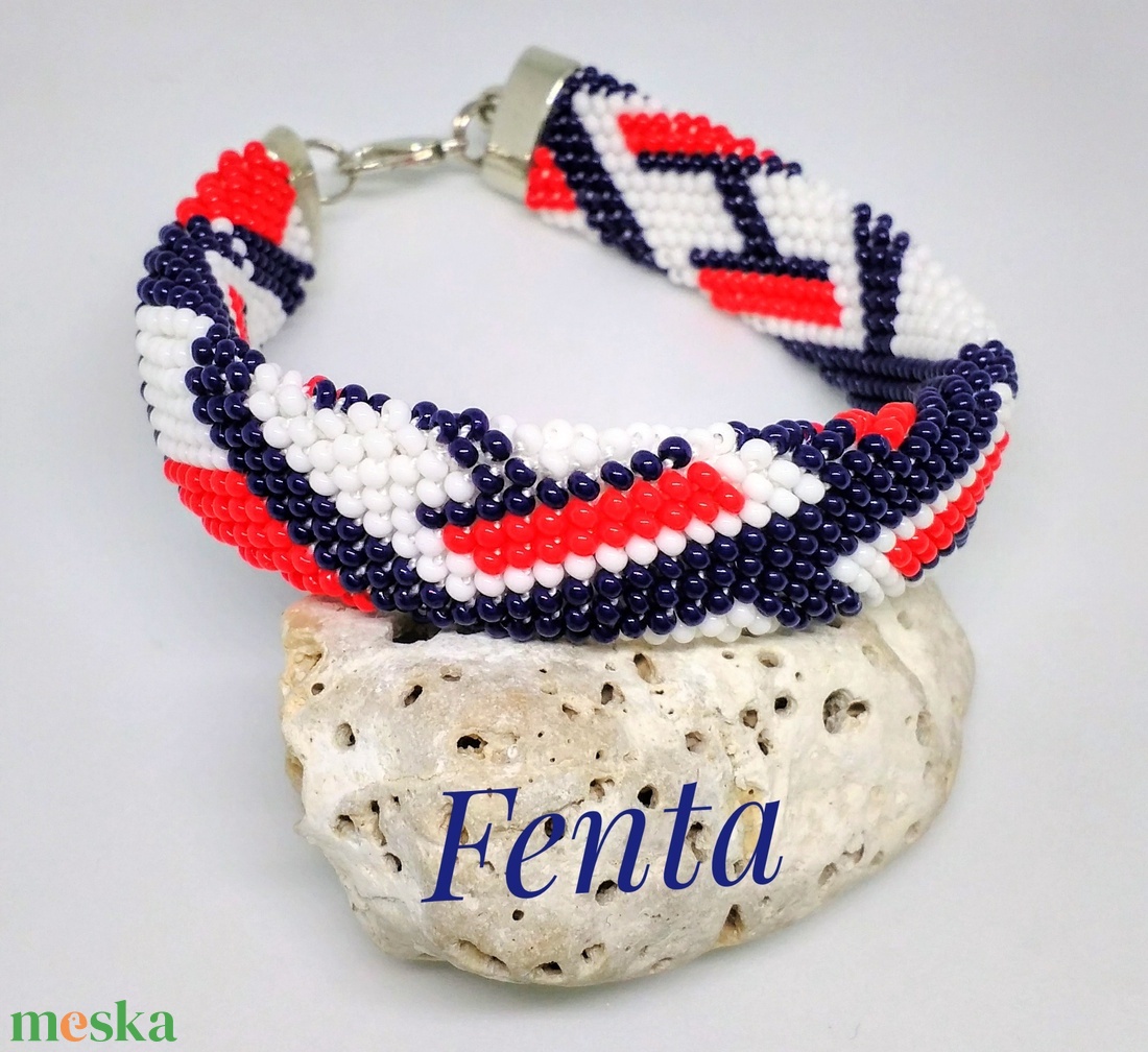 Tommy Hilfiger lapos karkötő - ékszer - karkötő - gyöngyös karkötő - Meska.hu Tommy Hilfiger lapos karkötő - ékszer - karkötő - gyöngyös karkötő - Meska.hu