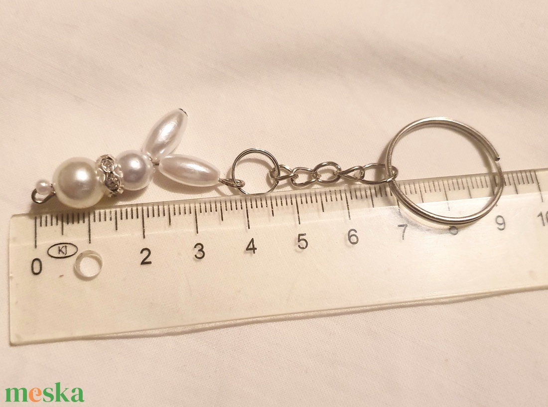 nyuszis kulcstartó - táska & tok - kulcstartó & táskadísz - kulcstartó - Meska.hu