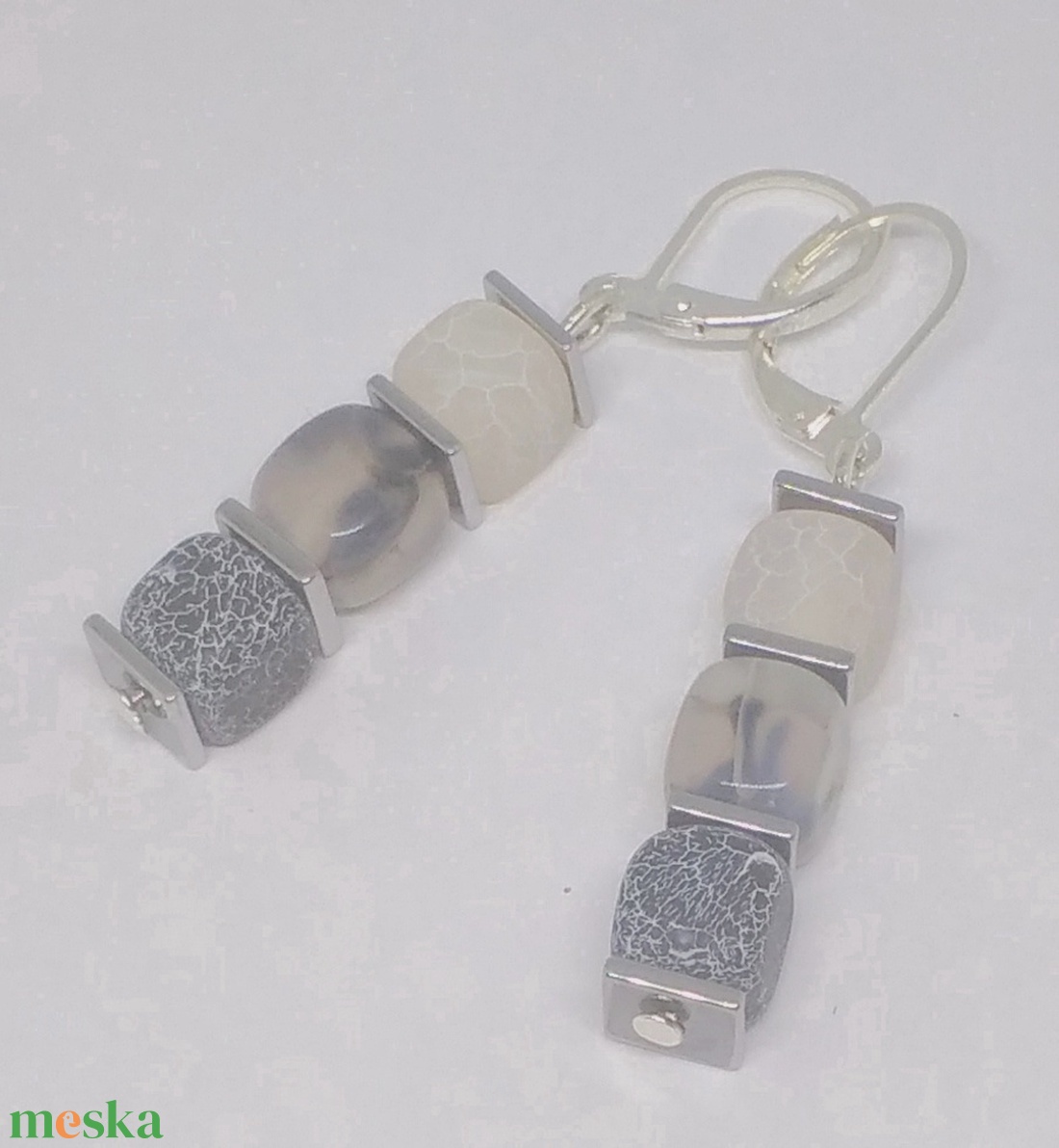 CUBE szürke fülbevaló - ékszer - fülbevaló - lógó fülbevaló - Meska.hu