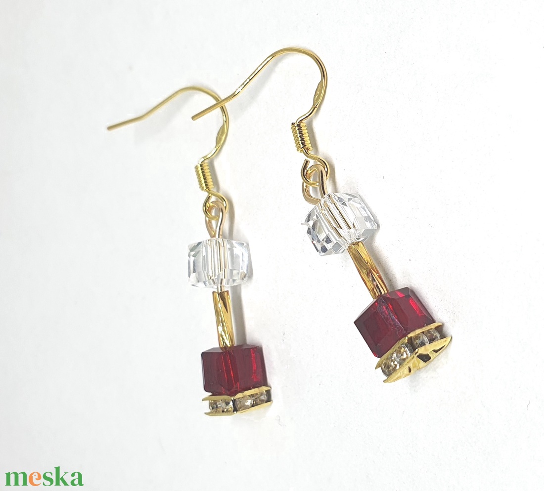 CUBE piros-fehér fülbevaló - ékszer - fülbevaló - lógó fülbevaló - Meska.hu