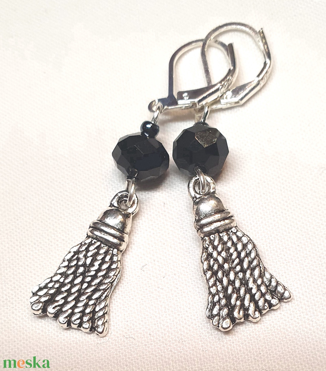 Lógós fülbevaló - ékszer - fülbevaló - lógó fülbevaló - Meska.hu