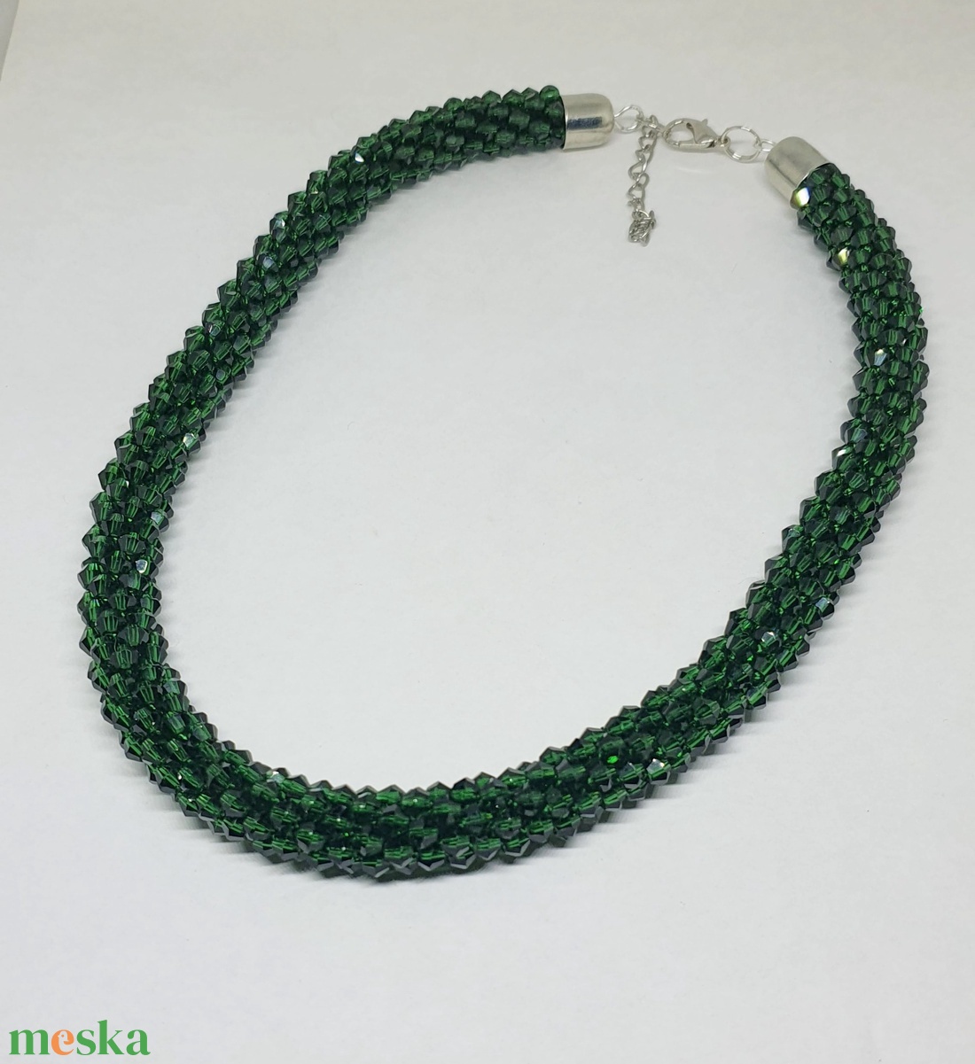 Zöld gyöngyhorgolt nyaklánc - ékszer - nyaklánc - gyöngyös nyaklánc - Meska.hu