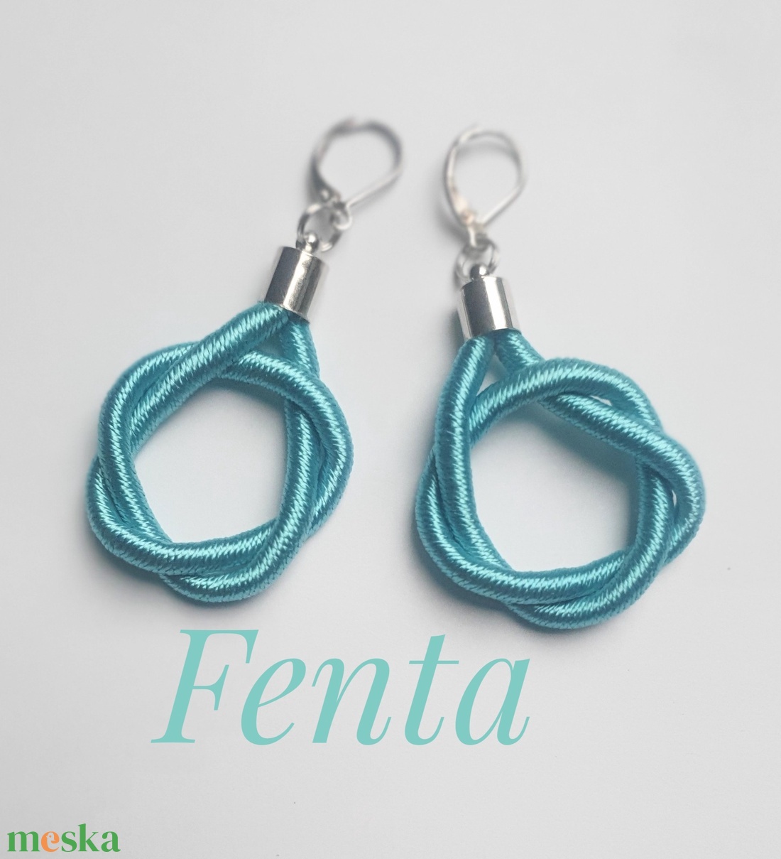 Türkíz fonal fülbevaló - ékszer - fülbevaló - lógó fülbevaló - Meska.hu