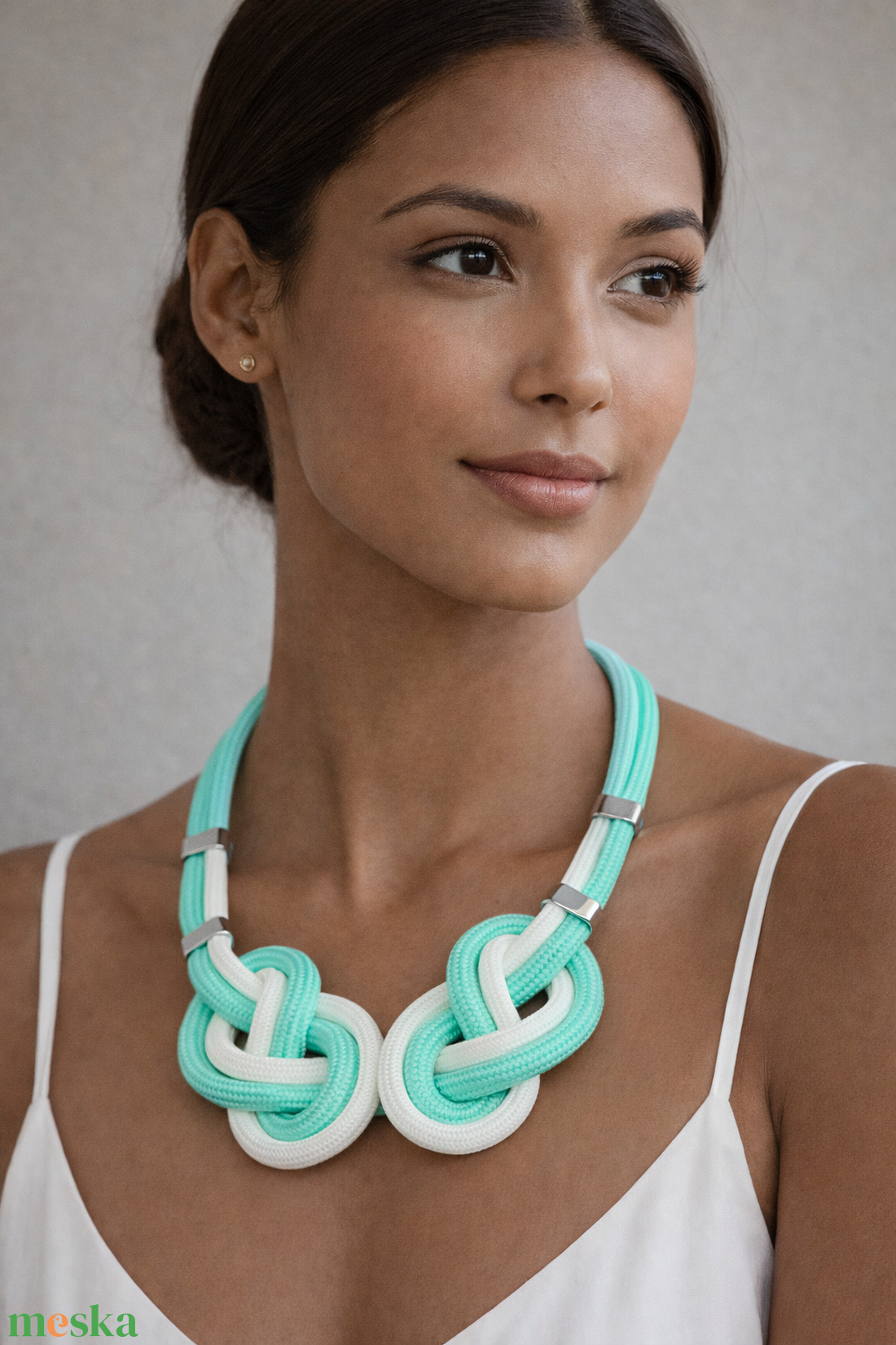 Menta fonal nyakék - ékszer - nyaklánc - medál nélküli nyaklánc - Meska.hu