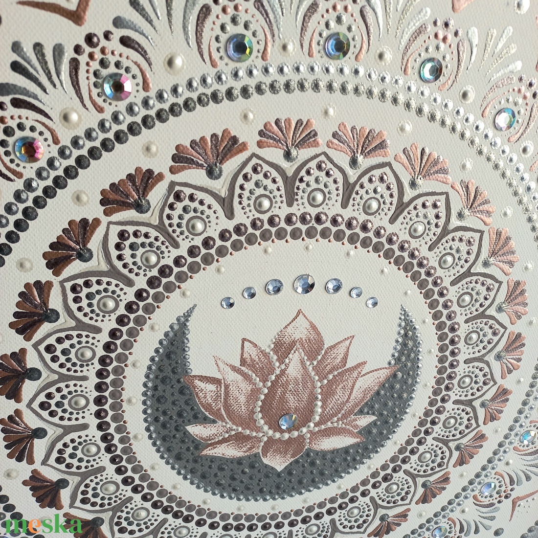 Pontozott mandala- Lótuszvirág strasszkővel - otthon & életmód - dekoráció - spiritualitás - mandala - Meska.hu Pontozott mandala- Lótuszvirág strasszkővel - otthon & életmód - dekoráció - spiritualitás - mandala - Meska.hu