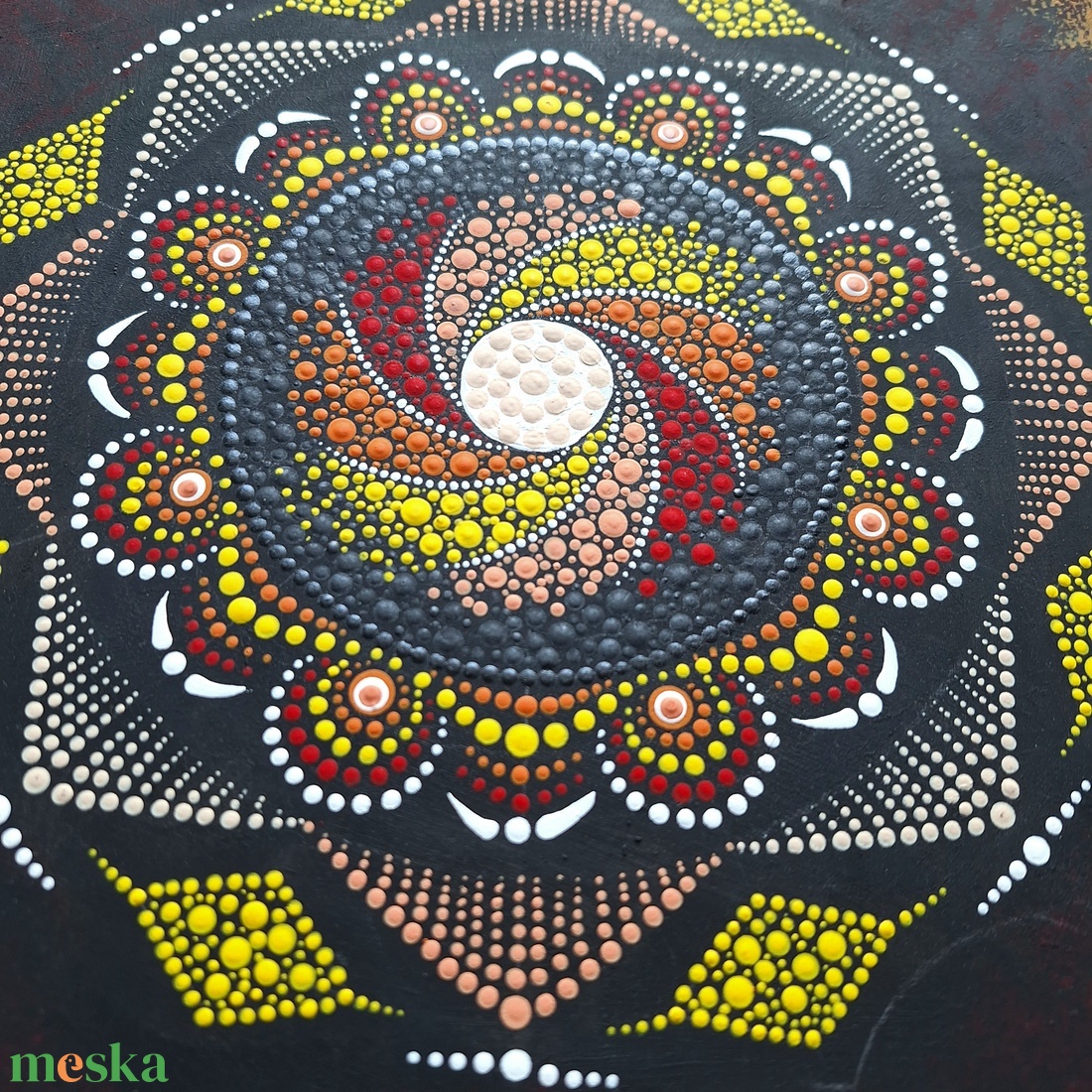 Pontozott mandala - sárga, narancs, vörös - otthon & életmód - dekoráció - spiritualitás - mandala - Meska.hu Pontozott mandala - sárga, narancs, vörös - otthon & életmód - dekoráció - spiritualitás - mandala - Meska.hu