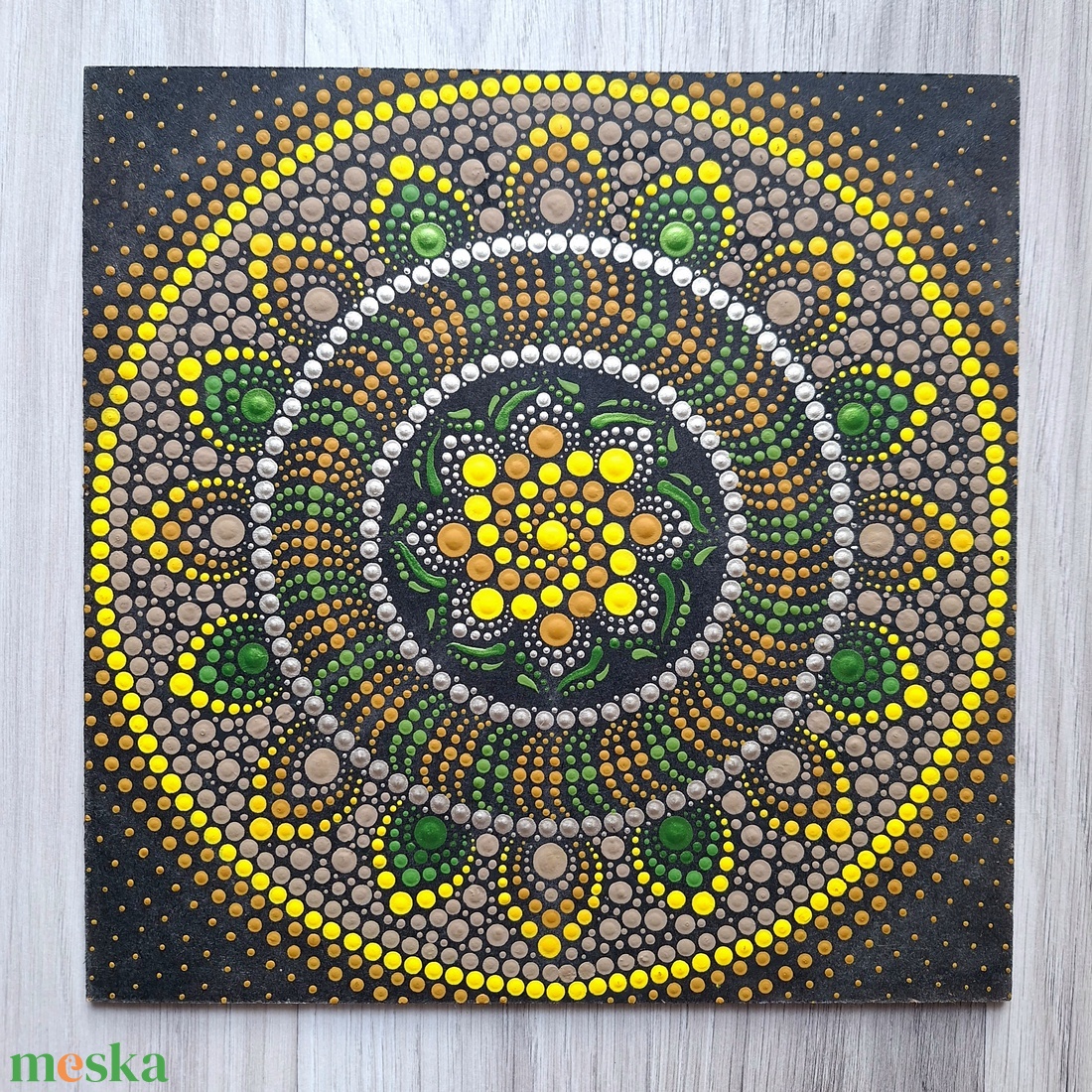Pontozott mandala - Barna, sárga, zöld - otthon & életmód - dekoráció - spiritualitás - mandala - Meska.hu Pontozott mandala - Barna, sárga, zöld - otthon & életmód - dekoráció - spiritualitás - mandala - Meska.hu