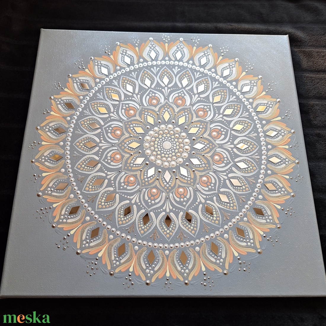 Pontozott mandala- Tükörmozaik, szürke - otthon & életmód - dekoráció - spiritualitás - mandala - Meska.hu Pontozott mandala- Tükörmozaik, szürke - otthon & életmód - dekoráció - spiritualitás - mandala - Meska.hu