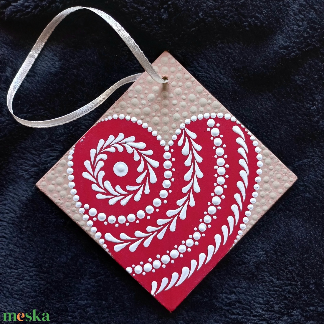 Pontozott mandala- Szív akasztós, piros - otthon & életmód - dekoráció - spiritualitás - mandala - Meska.hu Pontozott mandala- Szív akasztós, piros - otthon & életmód - dekoráció - spiritualitás - mandala - Meska.hu