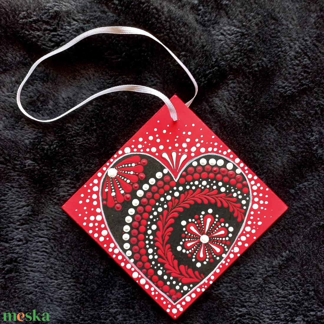 Pontozott mandala- Szív akasztós, piros1 - otthon & életmód - dekoráció - spiritualitás - mandala - Meska.hu Pontozott mandala- Szív akasztós, piros1 - otthon & életmód - dekoráció - spiritualitás - mandala - Meska.hu