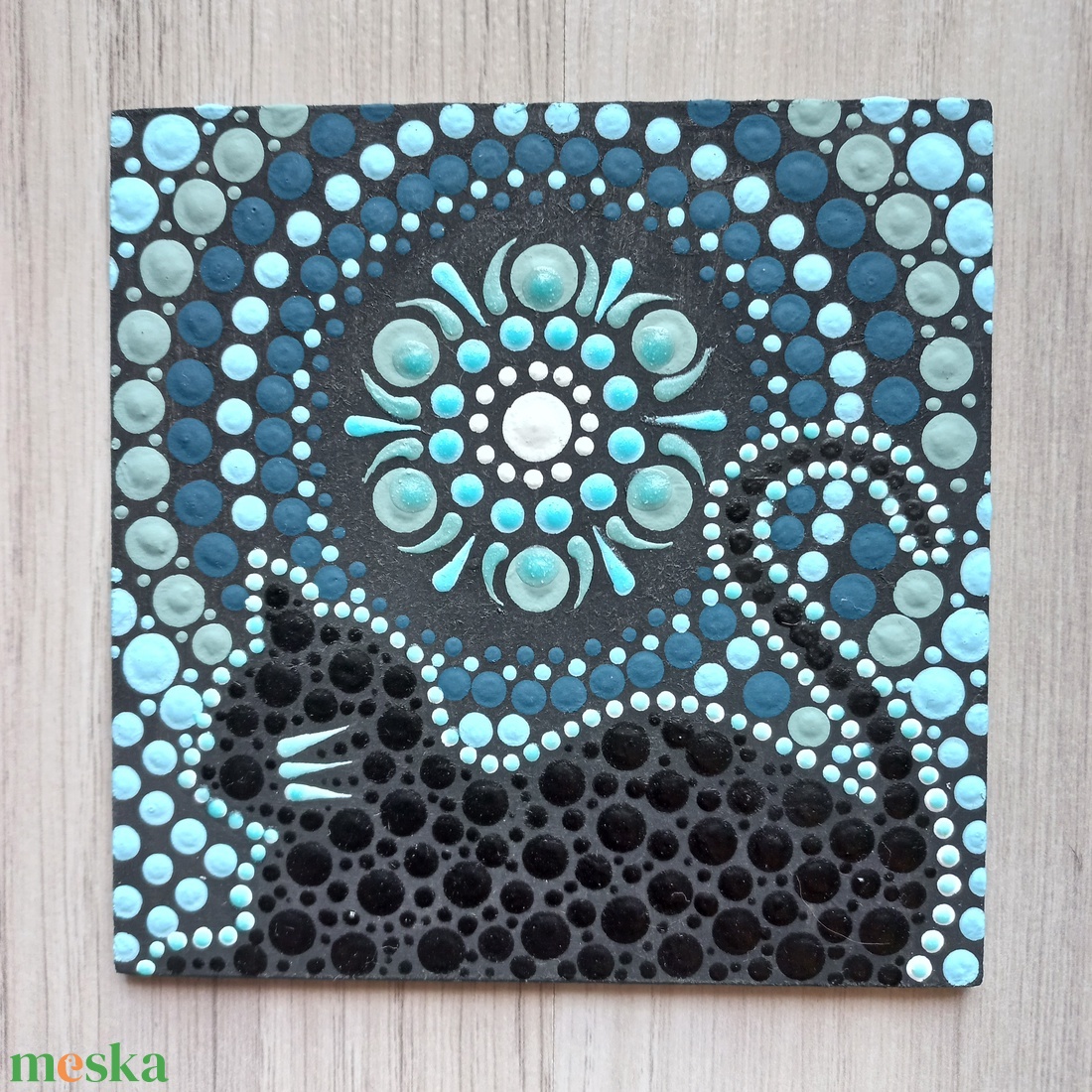 Pontozott mandala- Hűtőmágnes cica - otthon & életmód - dekoráció - spiritualitás - mandala - Meska.hu