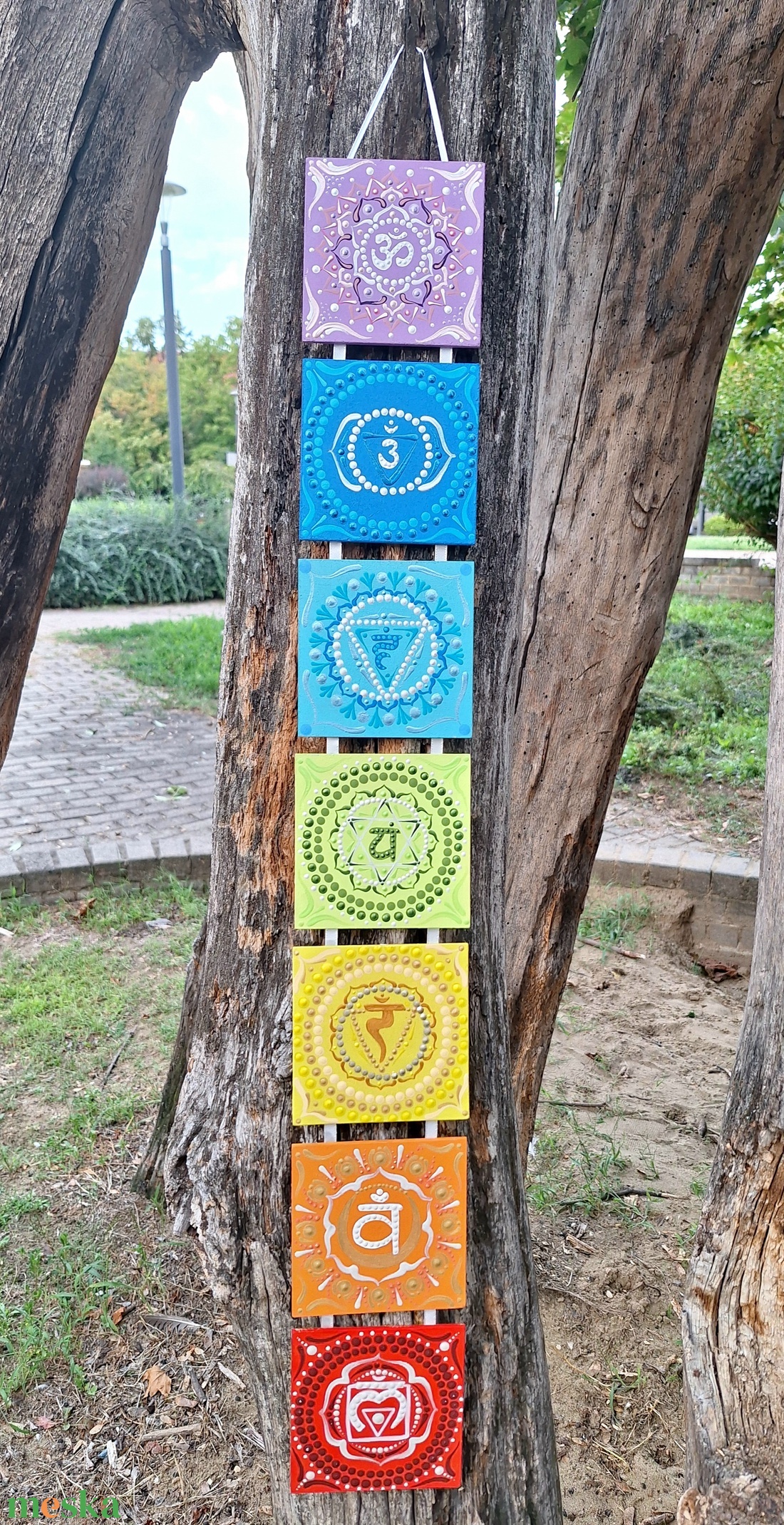 Pontozott mandala - 7 csakra, Csakrasor - otthon & életmód - dekoráció - spiritualitás - mandala - Meska.hu Pontozott mandala - 7 csakra, Csakrasor - otthon & életmód - dekoráció - spiritualitás - mandala - Meska.hu