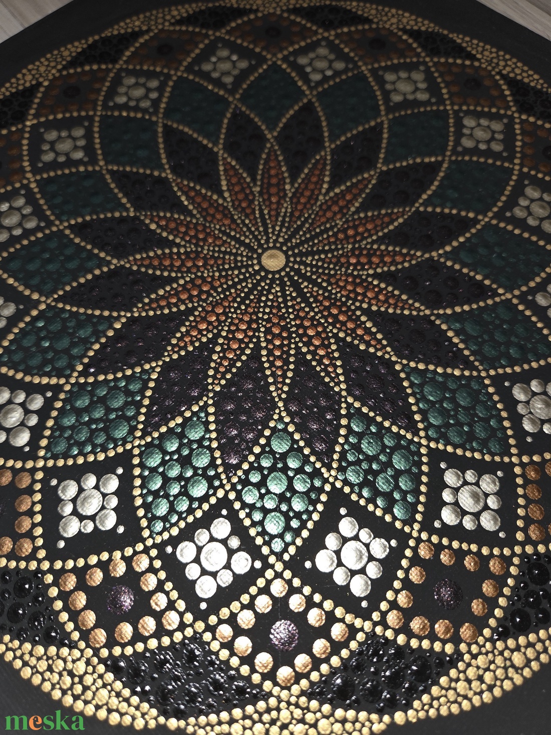 Kézzel pontozott arany-zöld-lila mandala vásznon - 30x30 cm - otthon & életmód - dekoráció - spiritualitás - mandala - Meska.hu