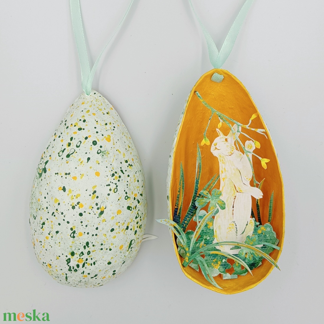 Nyuszó a tojásban - húsvéti dekoráció - otthon & lakás - dekoráció - fali és függő dekoráció - függődísz - Meska.hu