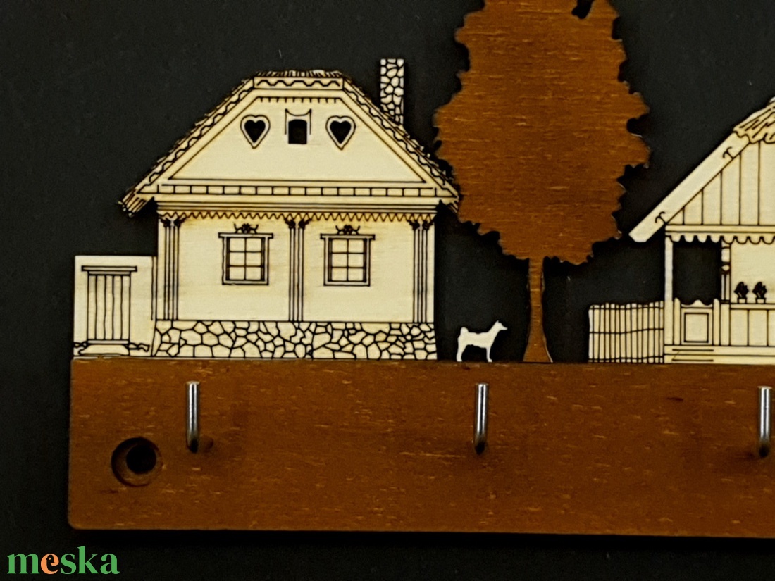 Falusi házikós fali kulcstartó skanzen, 6 akasztós - otthon & életmód - dekoráció - fali és függő dekoráció - fali kulcstartó - Meska.hu Falusi házikós fali kulcstartó skanzen, 6 akasztós - otthon & életmód - dekoráció - fali és függő dekoráció - fali kulcstartó - Meska.hu