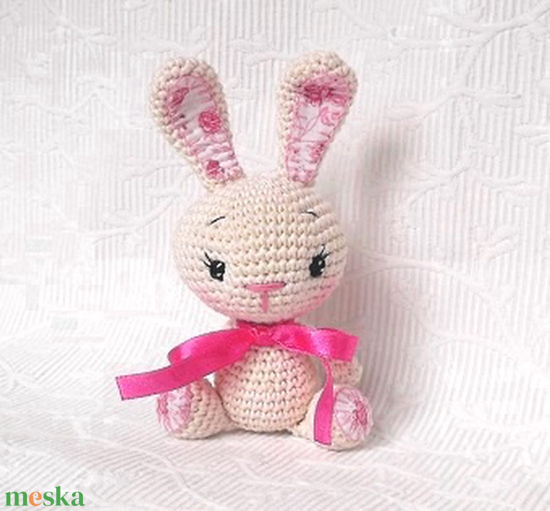 Nyuszi - amigurumi - játék & sport - plüssállat & játékfigura - nyuszi - Meska.hu