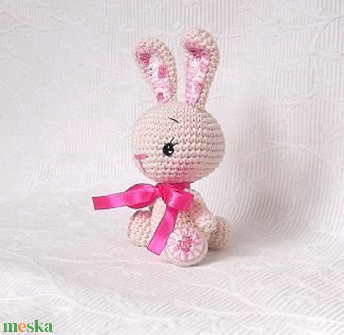 Nyuszi - amigurumi - játék & sport - plüssállat & játékfigura - nyuszi - Meska.hu