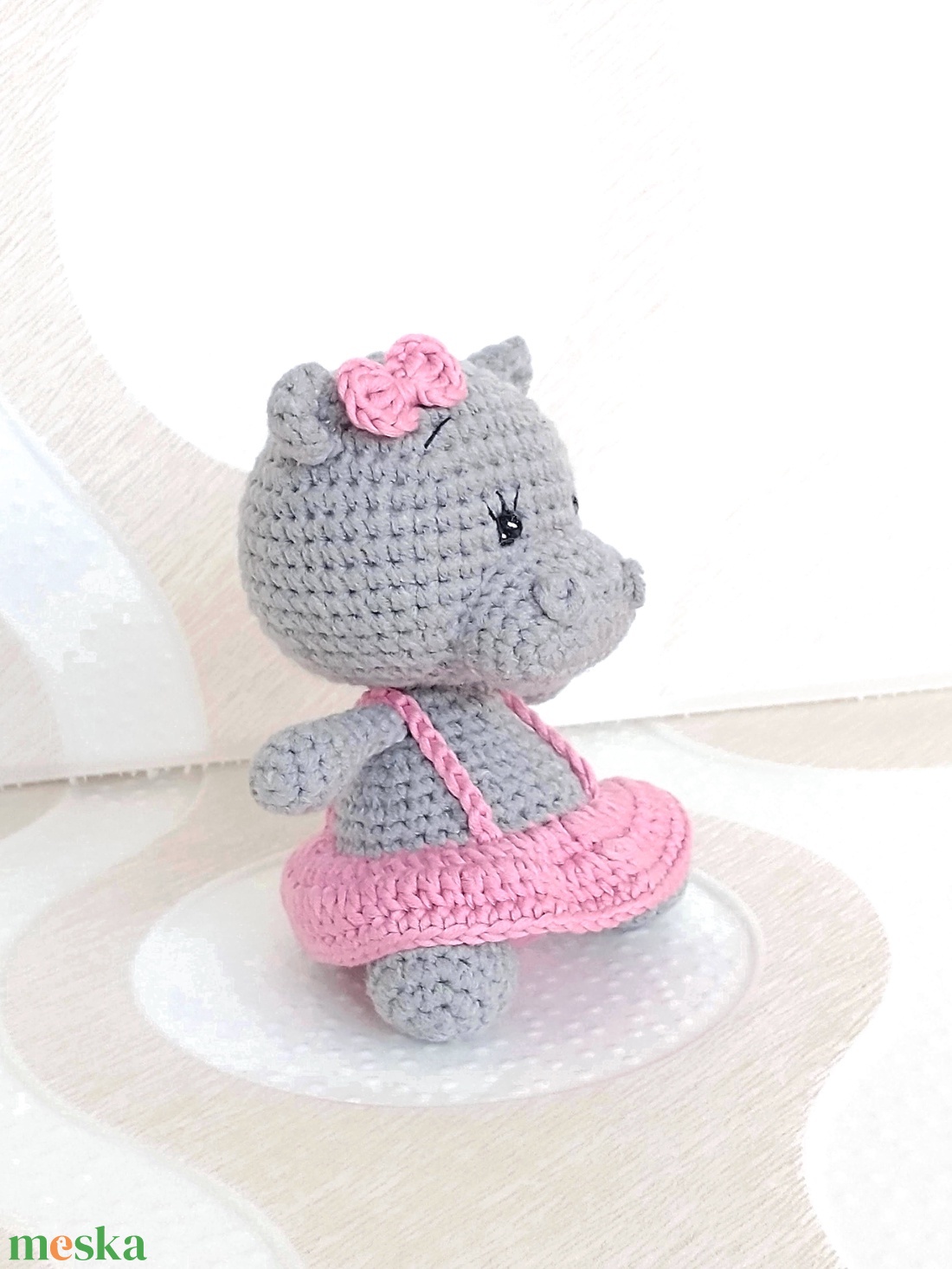 Víziló kislány - szürke - rózsaszín ruhában - amigurumi - horgolt víziló - játék & sport - baba & babaház - öltöztethető baba - Meska.hu Víziló kislány - szürke - rózsaszín ruhában - amigurumi - horgolt víziló - játék & sport - baba & babaház - öltöztethető baba - Meska.hu