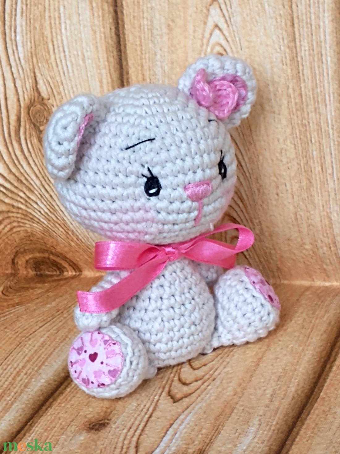 Maci lány - rózsaszín - szívecskés - egyedi - horgolt marokállat - amigurumi - játék & sport - plüssállat & játékfigura - maci - Meska.hu Maci lány - rózsaszín - szívecskés - egyedi - horgolt marokállat - amigurumi - játék & sport - plüssállat & játékfigura - maci - Meska.hu