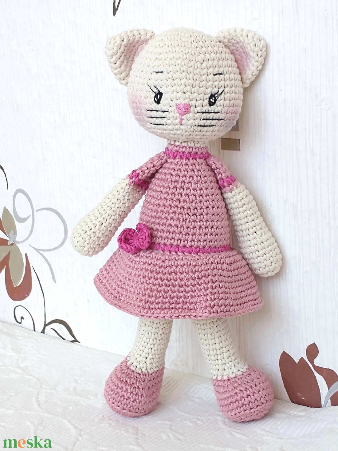 Cica kislány - egyedi - amigurumi - horgolt - játék & sport - plüssállat & játékfigura - cica - Meska.hu Cica kislány - egyedi - amigurumi - horgolt - játék & sport - plüssállat & játékfigura - cica - Meska.hu