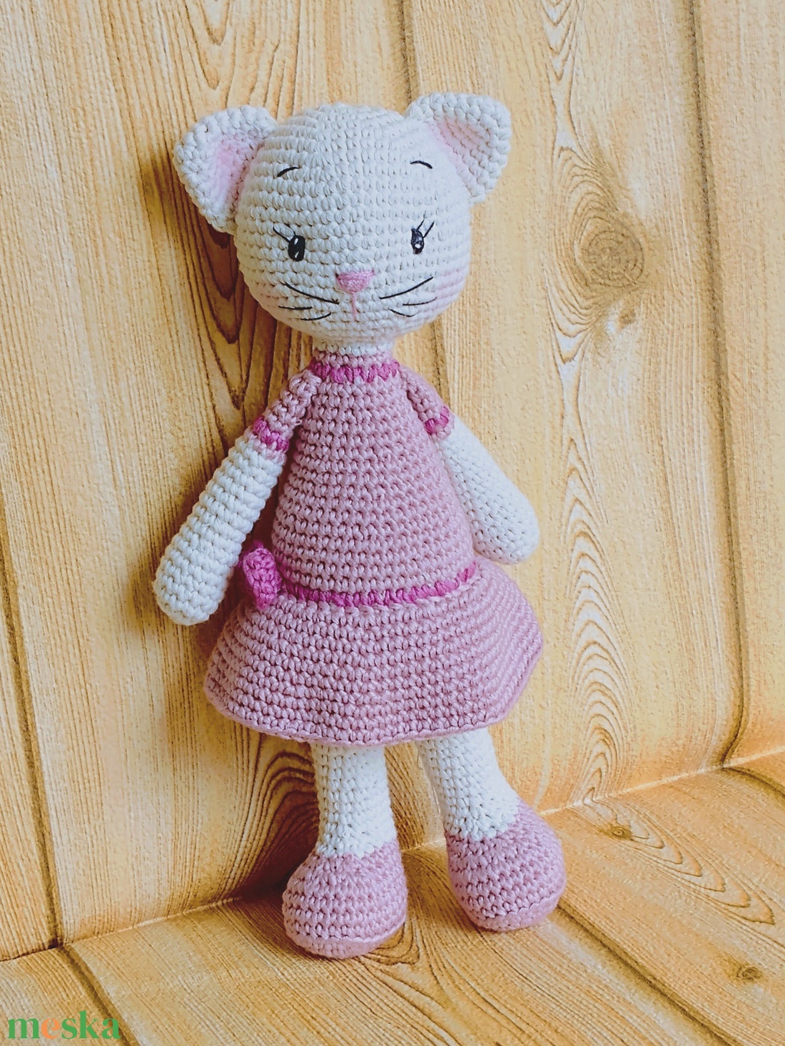 Cica kislány - rózsaszín ruhás - egyedi - amigurumi - horgolt - játék & sport - plüssállat & játékfigura - cica - Meska.hu Cica kislány - rózsaszín ruhás - egyedi - amigurumi - horgolt - játék & sport - plüssállat & játékfigura - cica - Meska.hu