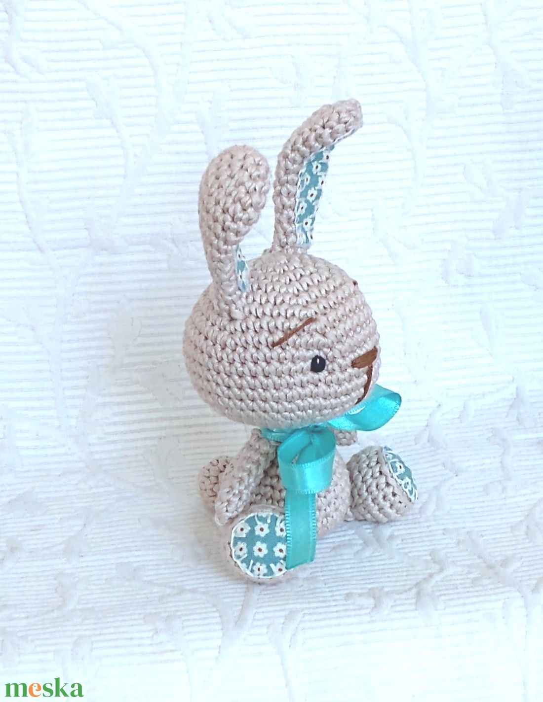 Egyedi- horgolt nyuszi - türkiz pamutvászonnal -szürkésdrapp-marokállat - játék & sport - plüssállat & játékfigura - nyuszi - Meska.hu