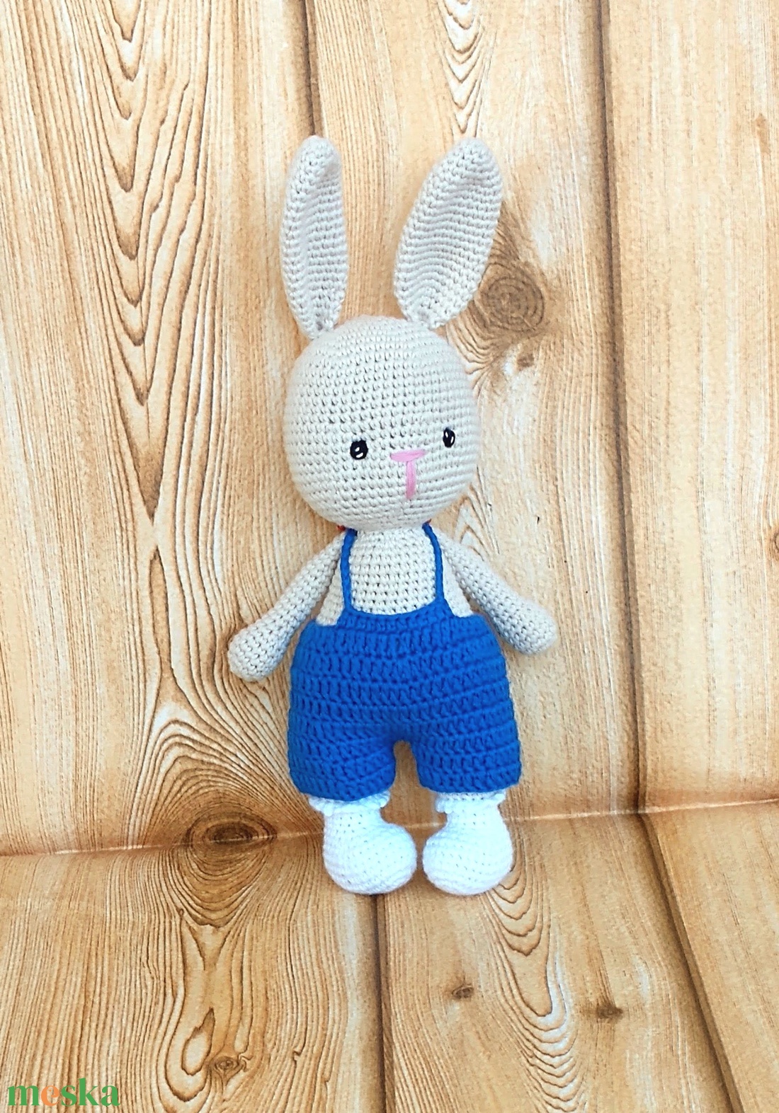 Horgolt nyúl - 2. levehető nadrágban  -horgolt figura - játék & sport - plüssállat & játékfigura - nyuszi - Meska.hu