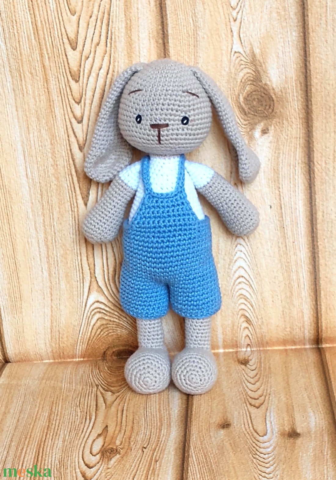 Nyuszi Dani - világoskék nadrágos - horgolt figura  - játék & sport - plüssállat & játékfigura - nyuszi - Meska.hu