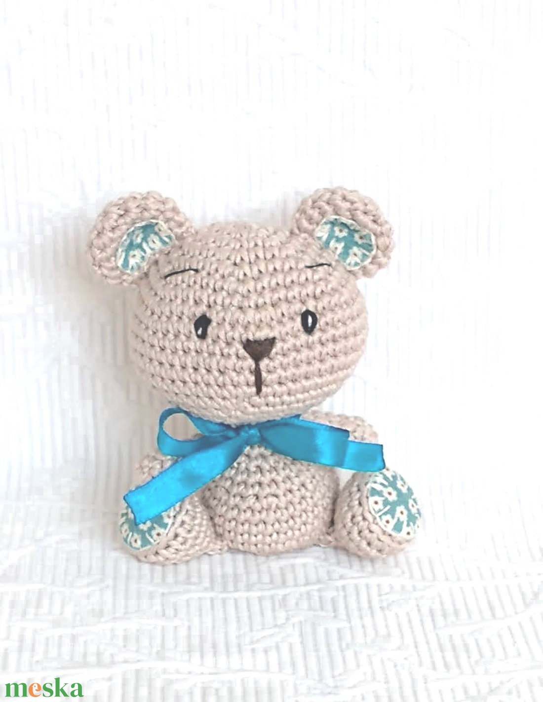 Maci horgolt marok állat - türkiz - szalag - amigurumi -horgolt figura - játék & sport - plüssállat & játékfigura - maci - Meska.hu