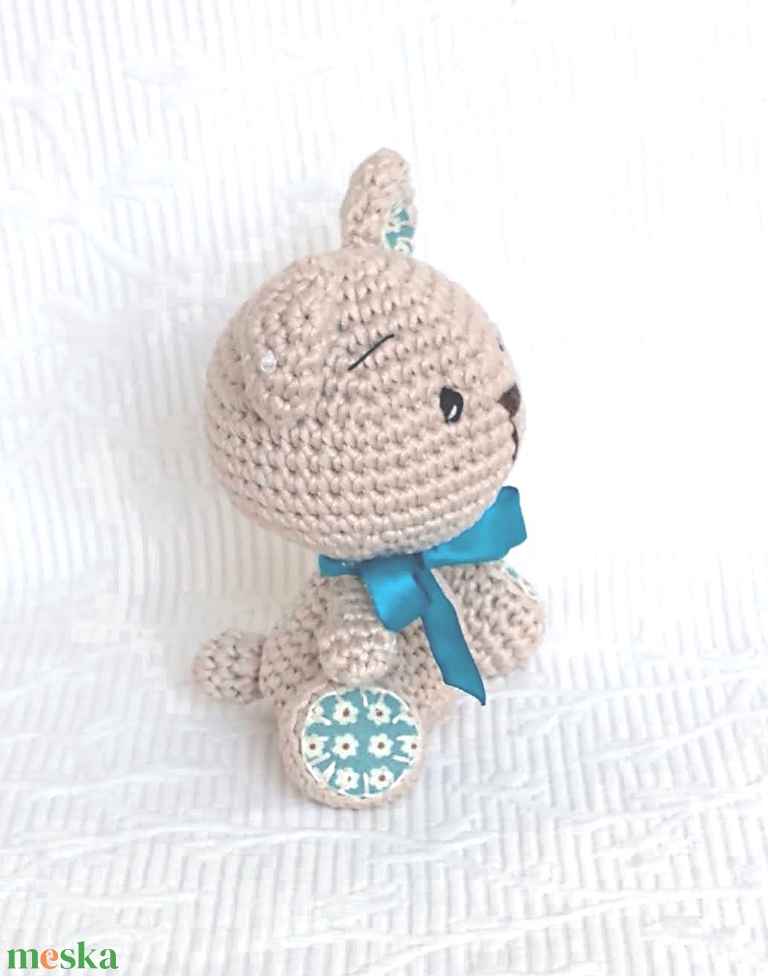 Maci horgolt marok állat - türkiz - szalag - amigurumi -horgolt figura - játék & sport - plüssállat & játékfigura - maci - Meska.hu