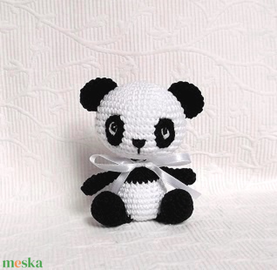 Panda Maci horgolt marokfigura - játék & sport - plüssállat & játékfigura - maci - Meska.hu