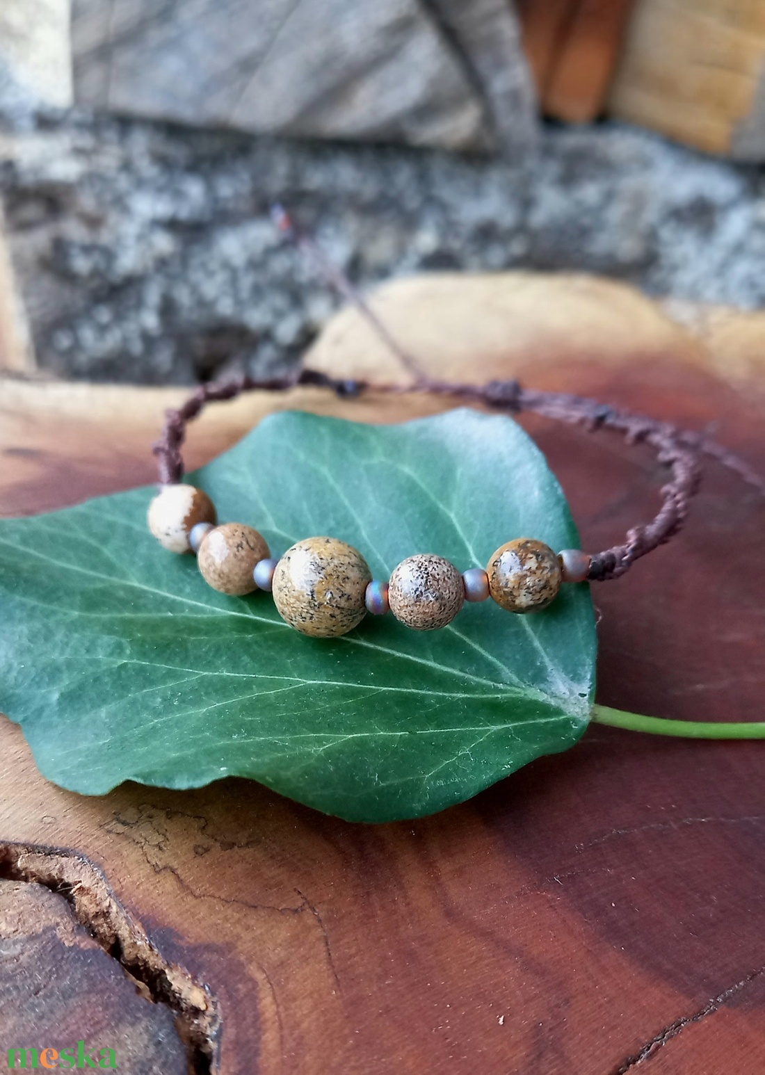 Mahagony barna/jáspis,makramé karkötő  - ékszer - karkötő - gyöngyös karkötő - Meska.hu