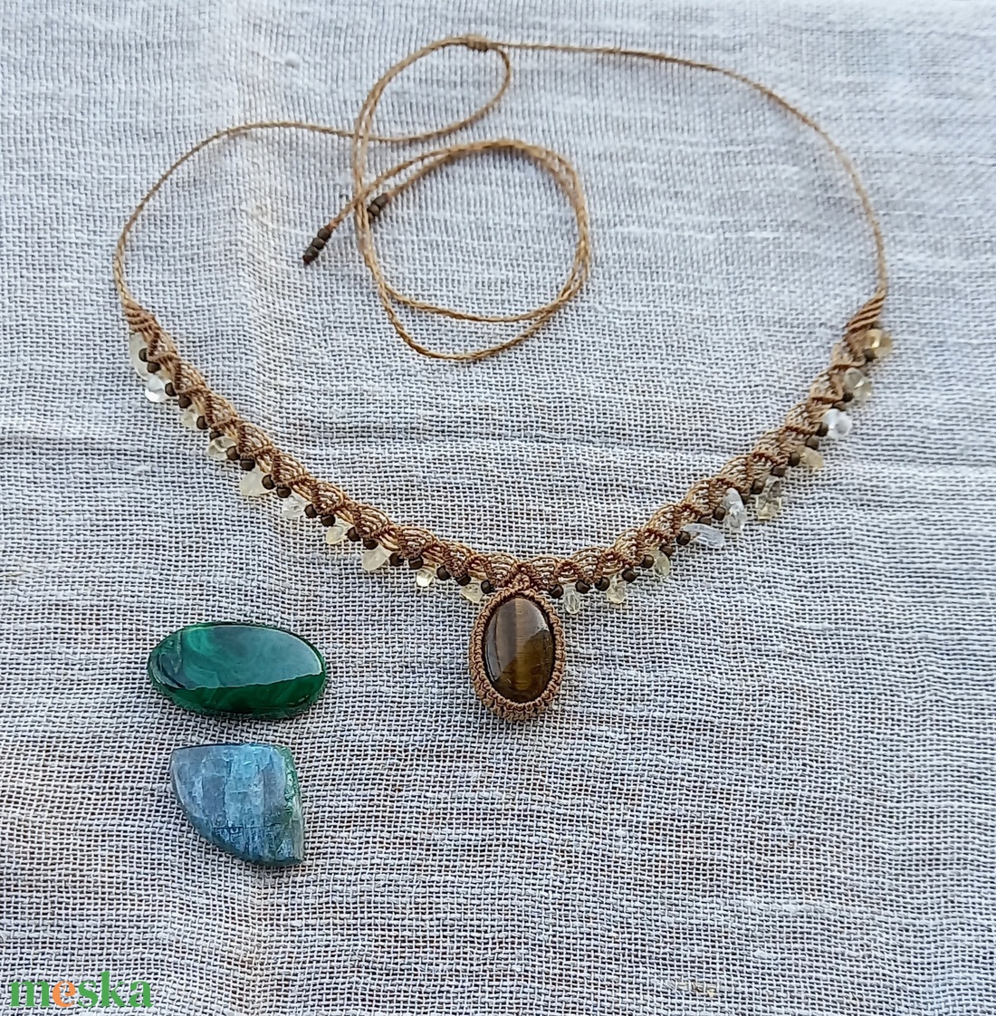 Tigrisszem/citrin, makramé nyaklánc  - ékszer - nyaklánc - medálos nyaklánc - Meska.hu