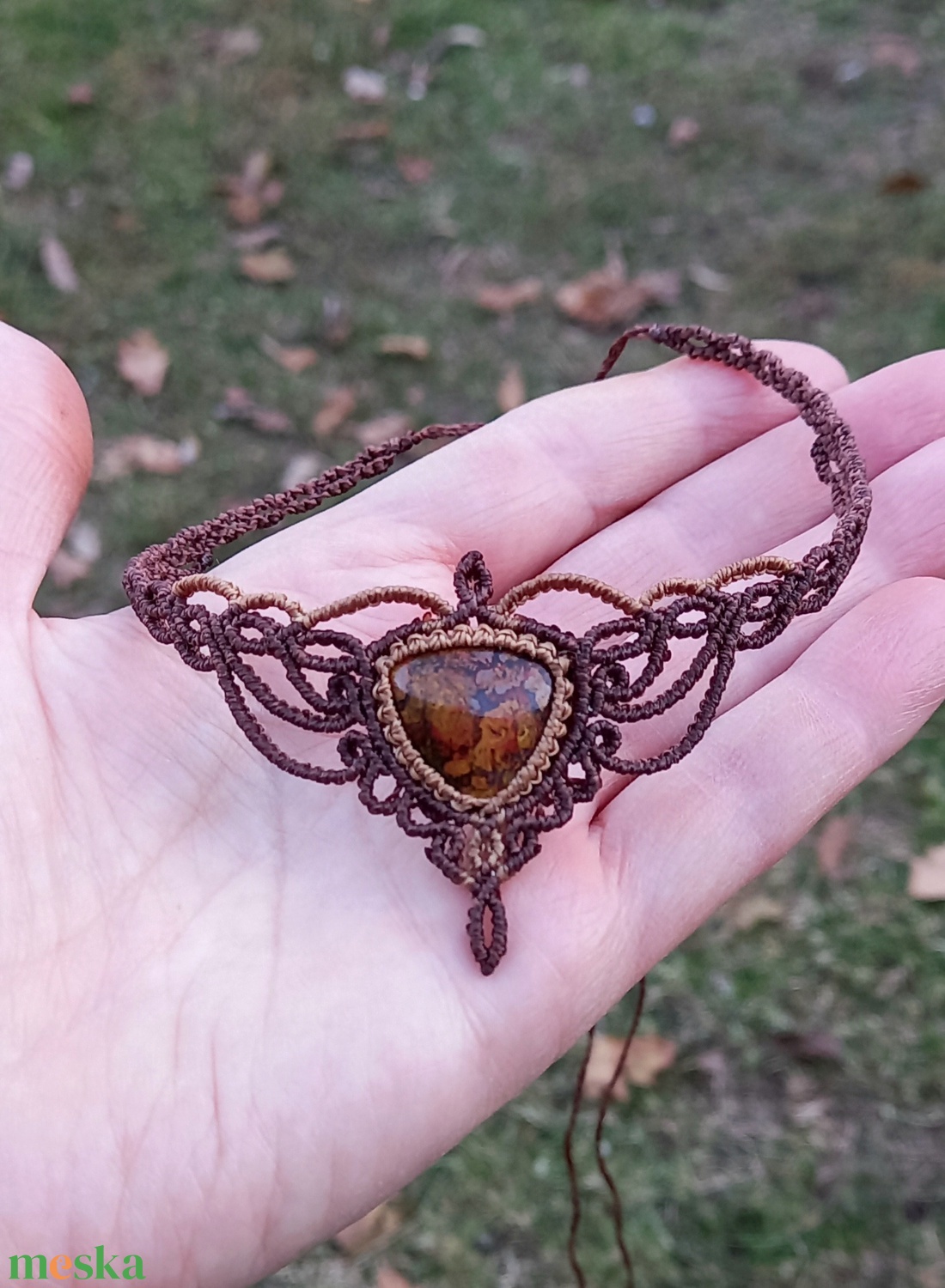 Mátrai achát/mahagony makramé nyaklánc  - ékszer - nyaklánc - medálos nyaklánc - Meska.hu