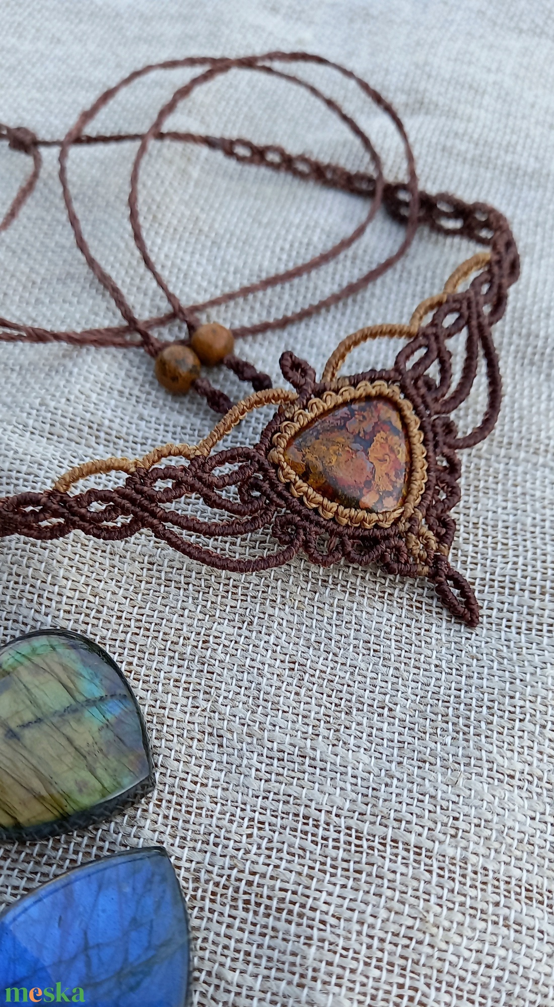 Mátrai achát/mahagony makramé nyaklánc  - ékszer - nyaklánc - medálos nyaklánc - Meska.hu