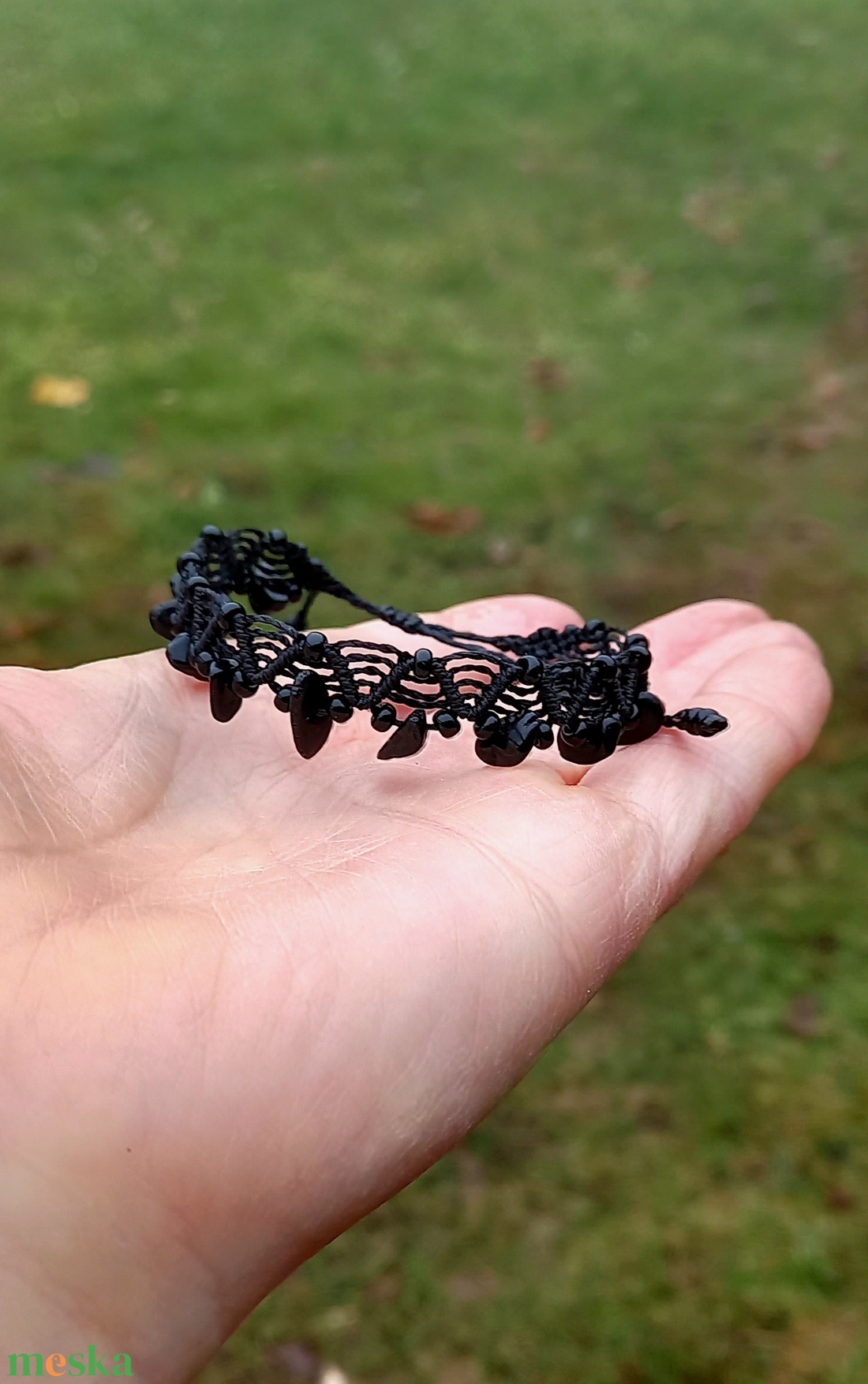 Fekete/turmalin,makramé karkötő  - ékszer - karkötő - gyöngyös karkötő - Meska.hu