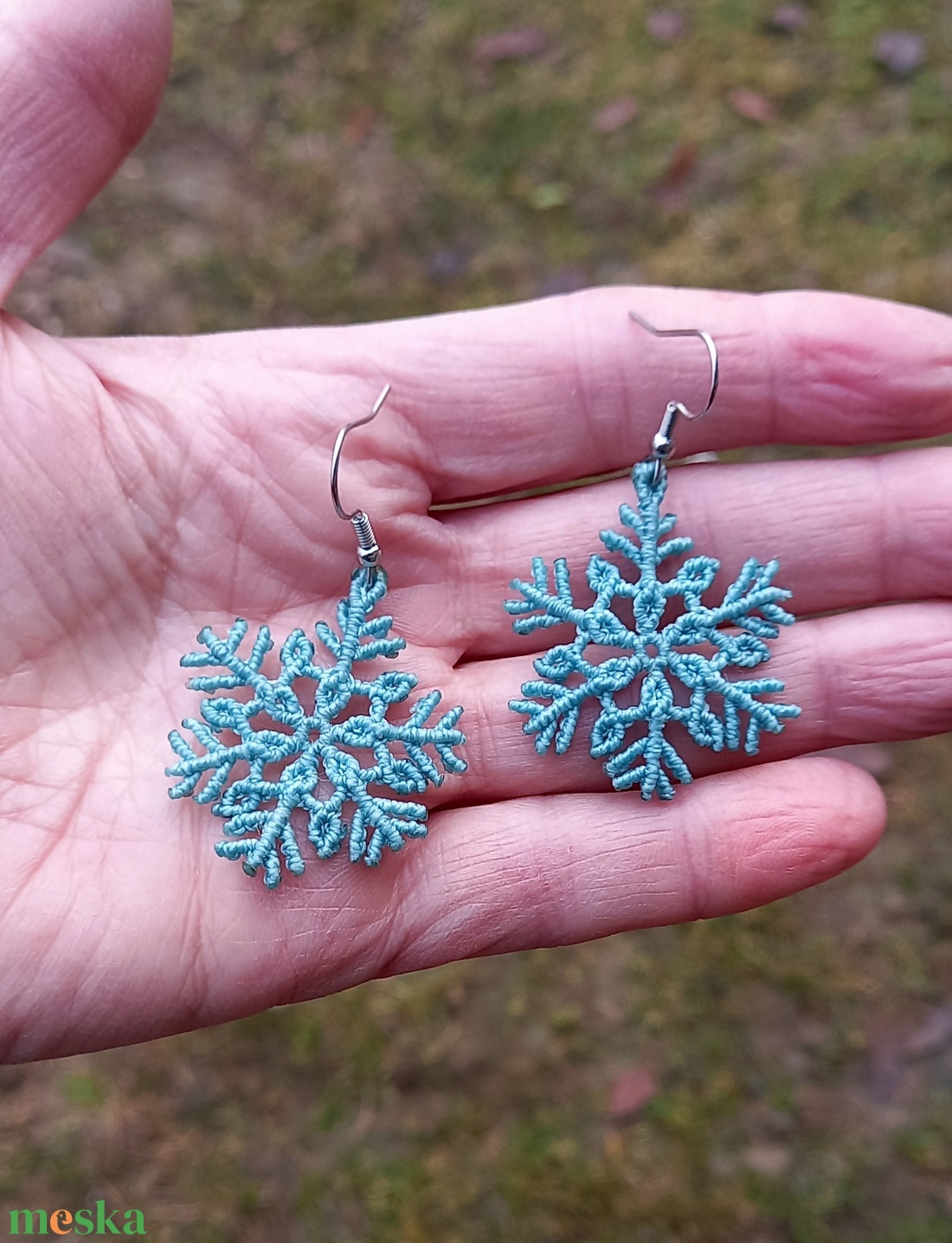 Hópehely/matt kék,  makramé fülbevaló  - ékszer - fülbevaló - lógó fülbevaló - Meska.hu