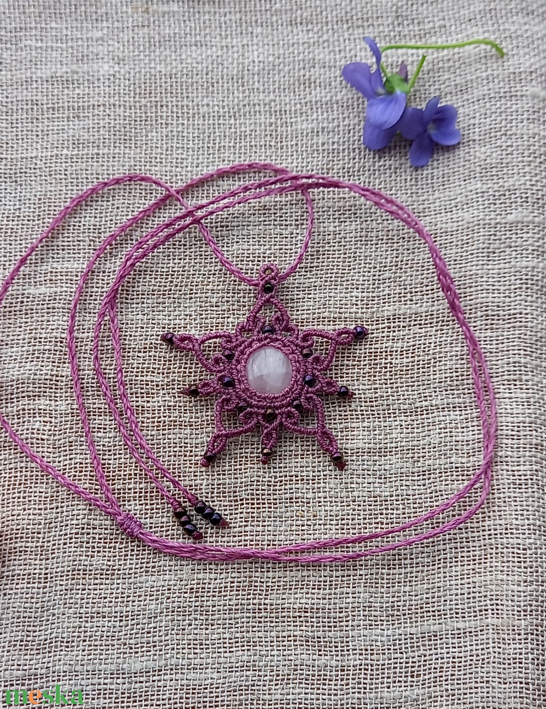 Rózsakvarc mandalácska,makramé nyaklánc  - ékszer - nyaklánc - medálos nyaklánc - Meska.hu