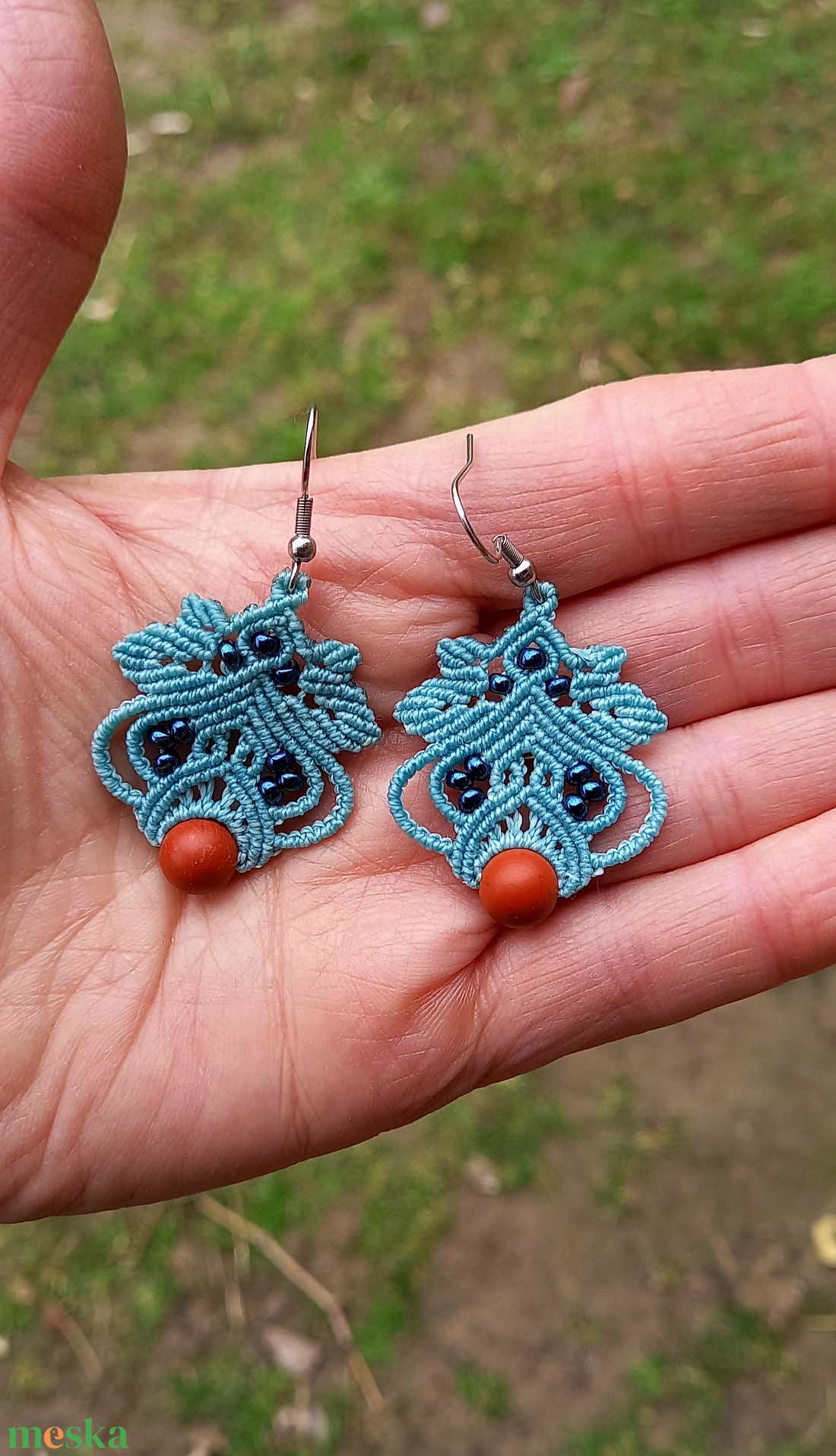 Lili /  matt kék makramé fülbevaló  - ékszer - fülbevaló - lógó fülbevaló - Meska.hu