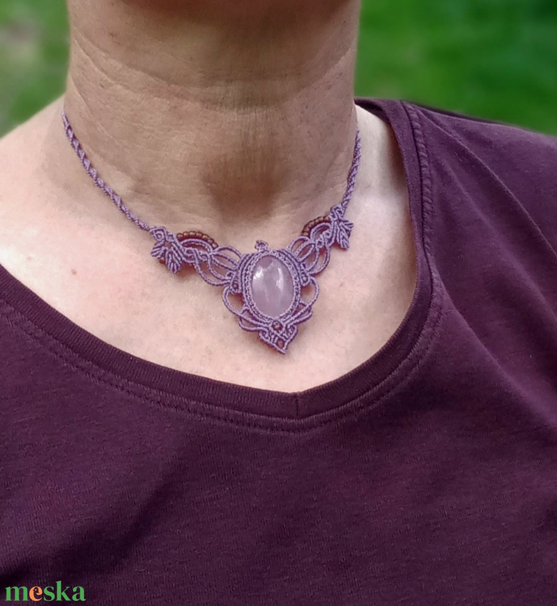 Rózsakvarc/antik lila makramé nyaklánc  - ékszer - nyaklánc - medálos nyaklánc - Meska.hu