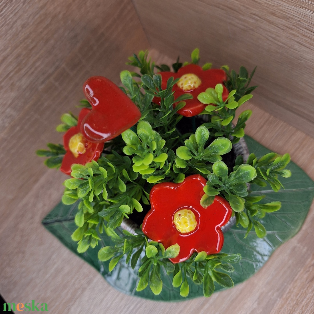 Kerámia dekor virágbox - Bordó színű - otthon & életmód - dekoráció - virágdísz és tartó - virágbox, virágdoboz - Meska.hu Kerámia dekor virágbox - Bordó színű - otthon & életmód - dekoráció - virágdísz és tartó - virágbox, virágdoboz - Meska.hu