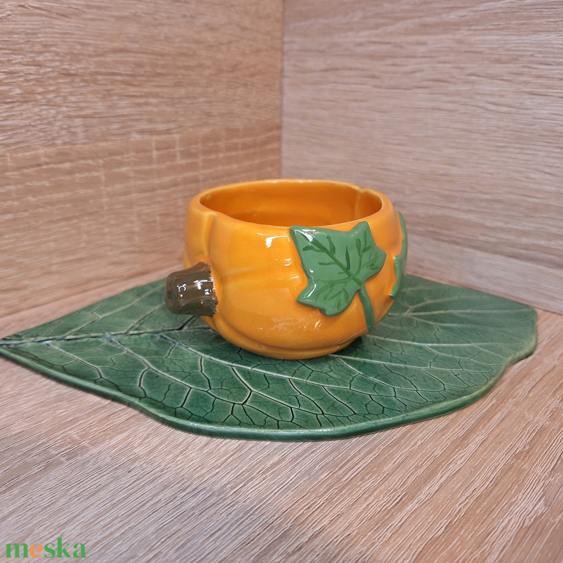 Őszi tök kaspó - kicsi - otthon & életmód - dekoráció - virágdísz és tartó - cserép & kaspó - Meska.hu Őszi tök kaspó - kicsi - otthon & életmód - dekoráció - virágdísz és tartó - cserép & kaspó - Meska.hu