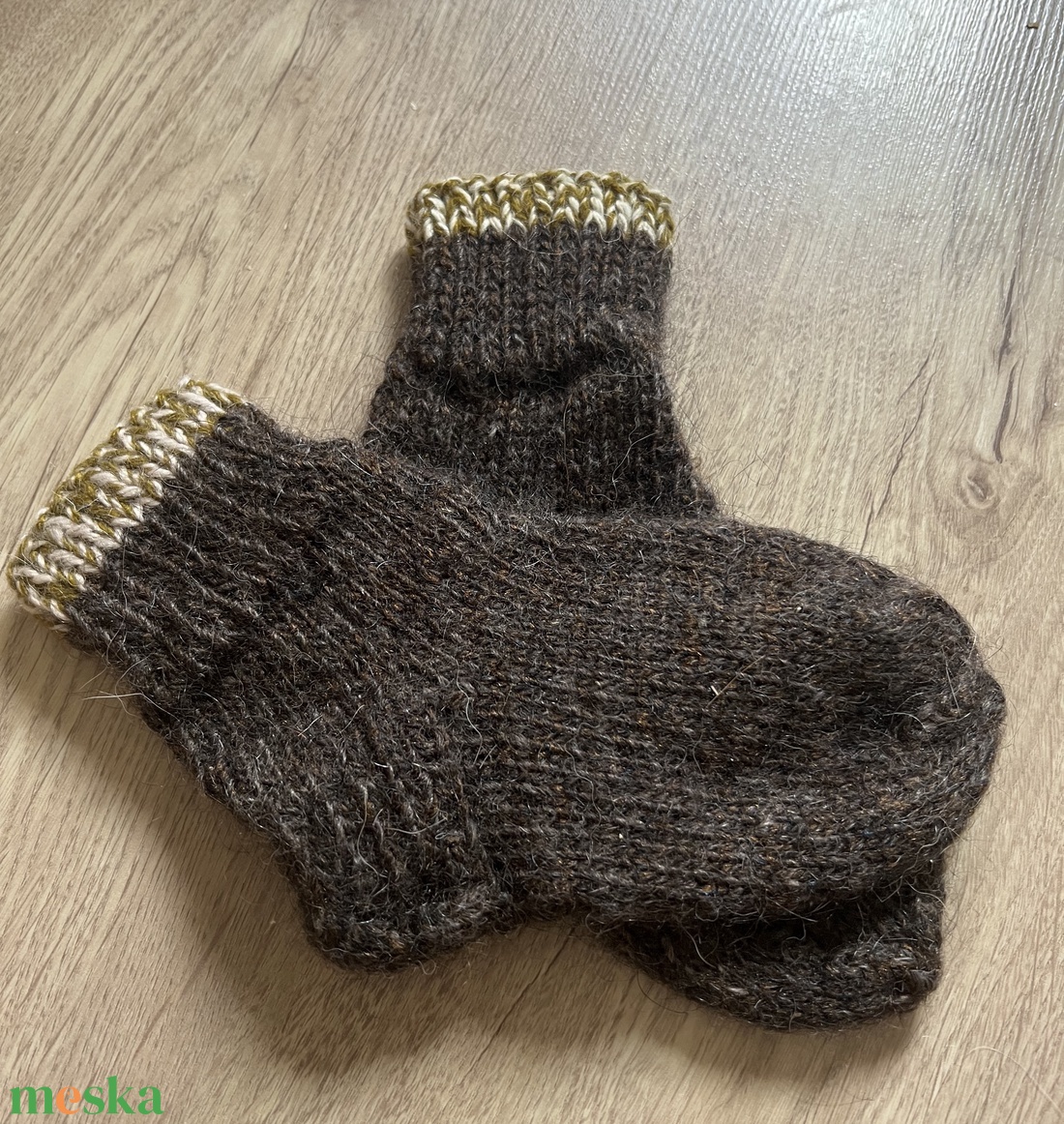 Kézzel kötött kecske gyapjú zokni. Puha és meleg természetes fonalból. Kényelmes téli ajándék 17 cm - ruha & divat - cipő & papucs - zokni - Meska.hu