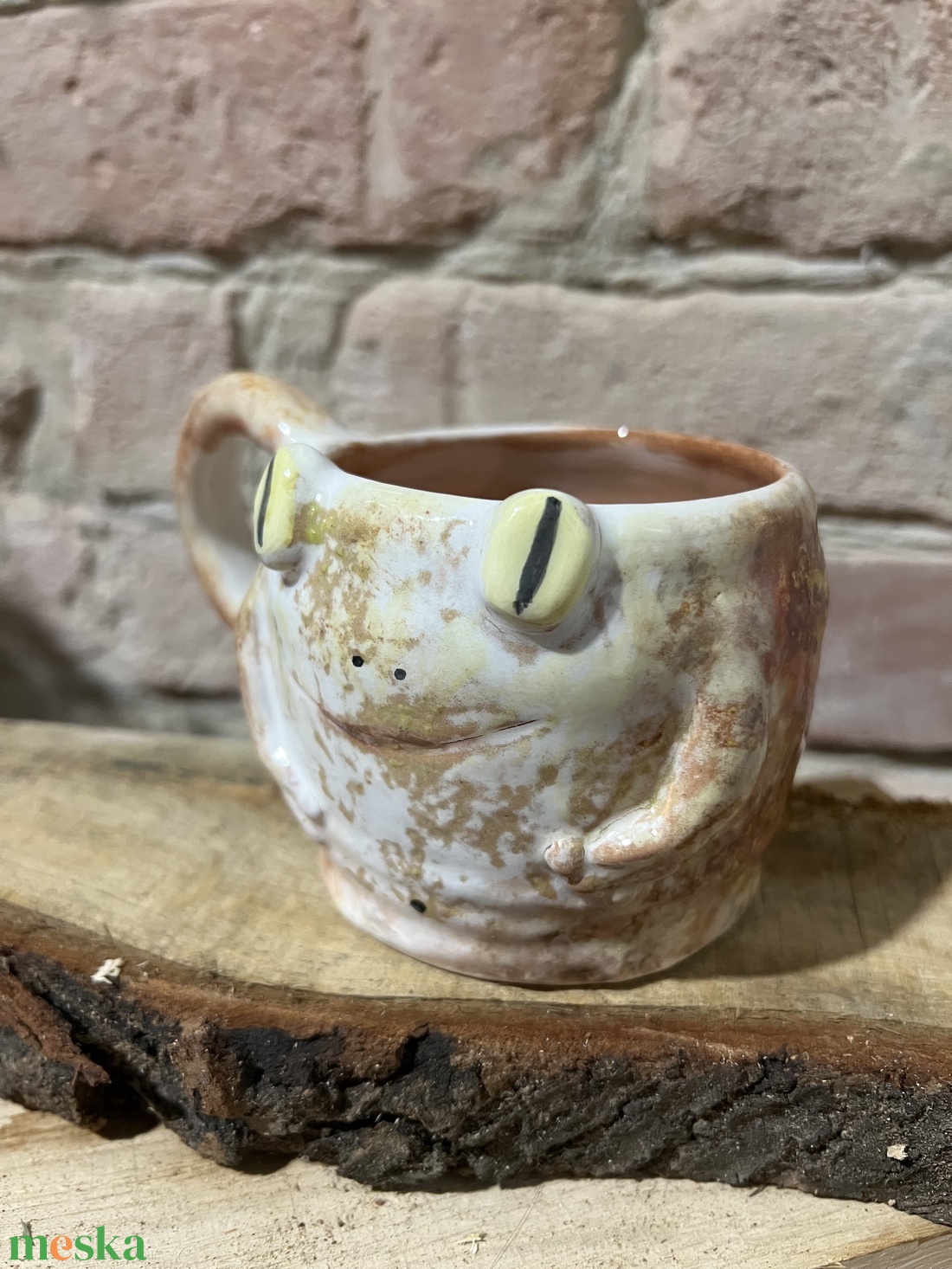 Vidám béka bögre  tökéletes ajándék, kb  350 ml - otthon & életmód - konyhafelszerelés, tálalás - tálalás - bögre & csésze - Meska.hu